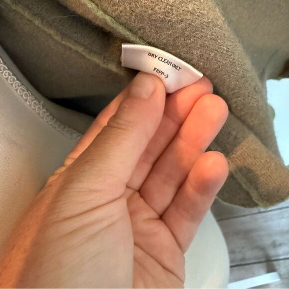 Eileen Fisher Cardigan Jacket Merino Blend Size Large 3 Button V Neck Green - Picture 8 of 10